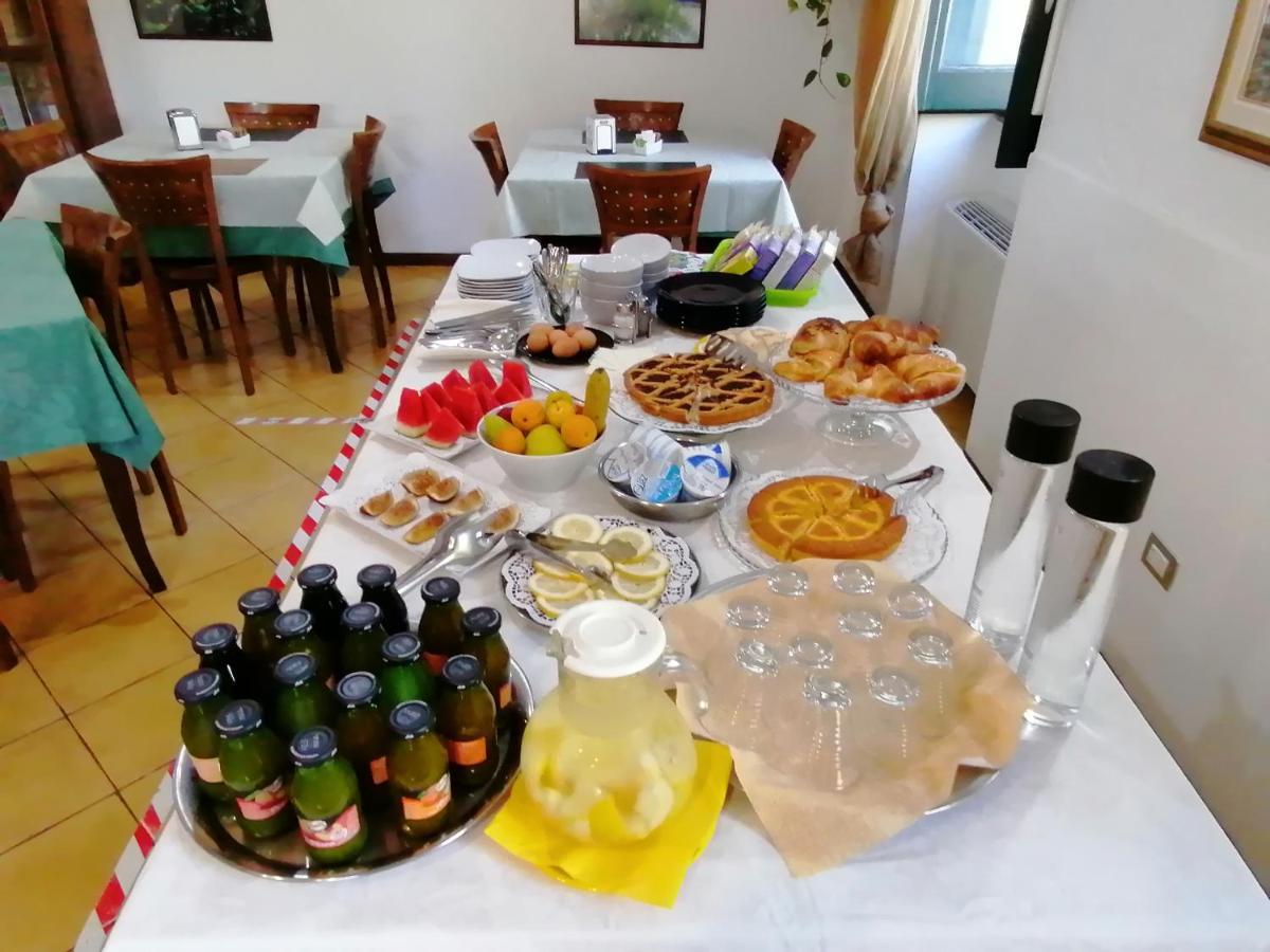 Hotel Posidonia Sapri Bagian luar foto